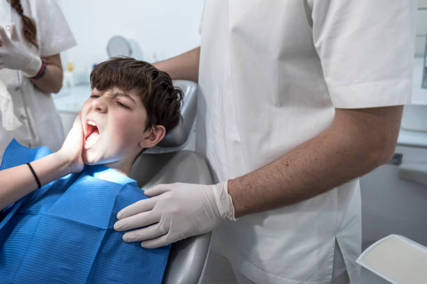 Best Emergency Orthodontic Repairs in Horicon, WI